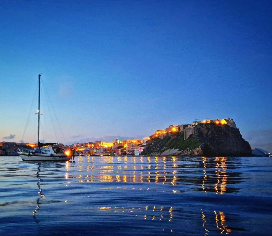 Palazzo Palumbo Hotel Procida Exterior foto