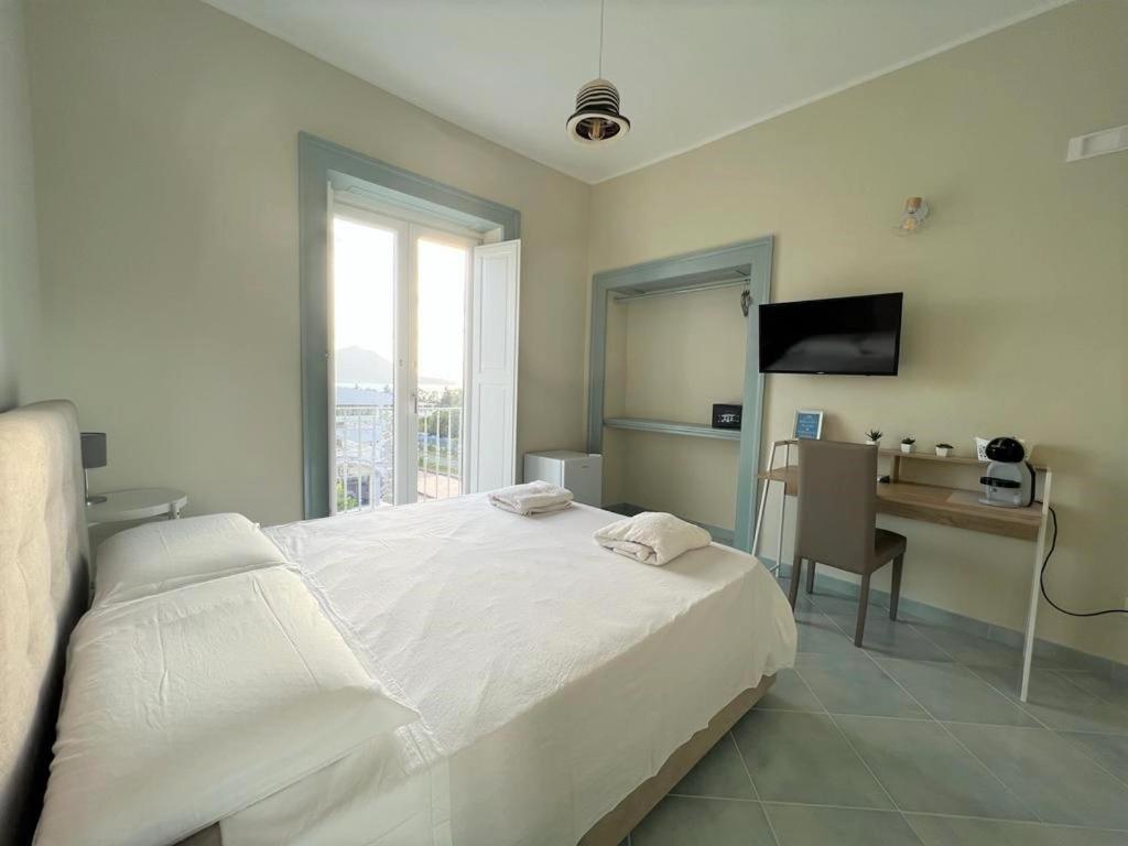 Palazzo Palumbo Hotel Procida Exterior foto